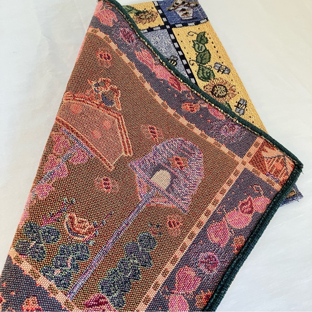 tapestry placemat birdhouses sunflowers and bees themed single mat rectangular - Picture 5 of 10